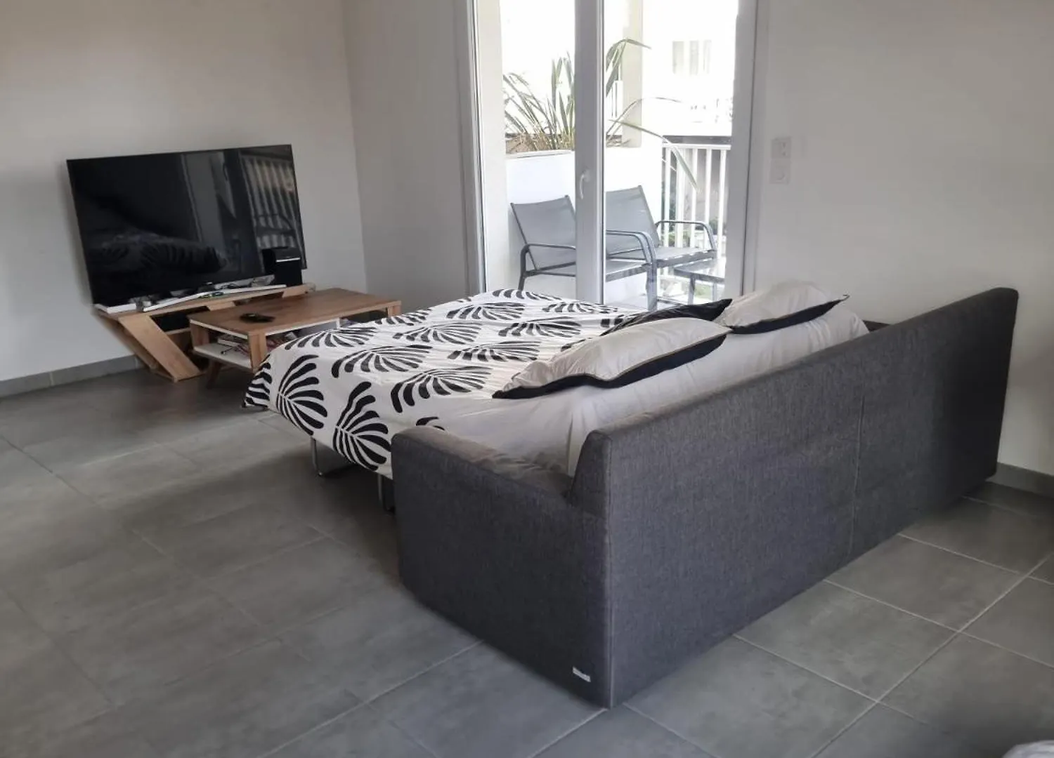 דירה קאן La Douceur Cannoise Soit Un 2P Cosy Terrasse Piscine Vue Jardin Proche Plage A Pied